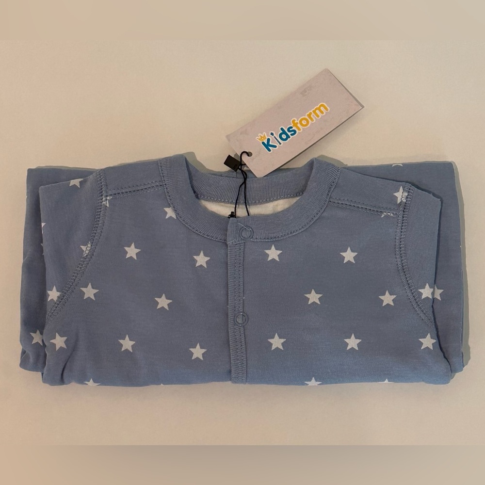 Baby’s First Favorites by Kidsform Blue Star Long Romper/Footie Size 6-12months